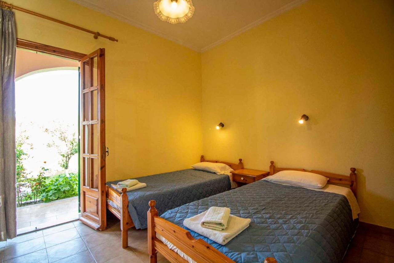 Tzoras‌ ‌Apartments‌ ‌Roda‌ ‌Corfu‌ Litheres Exterior foto